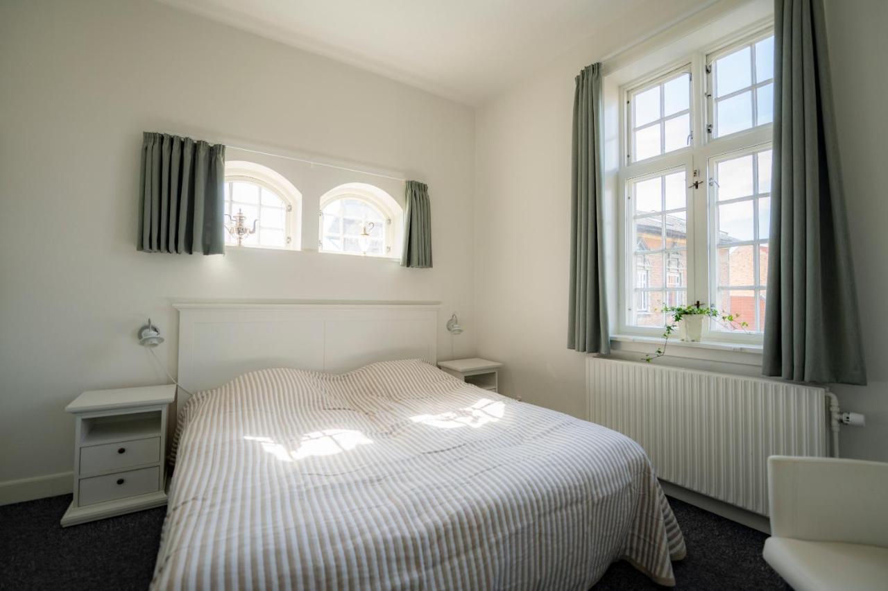 Hotel Det Gamle Posthus Rønne Exterior foto
